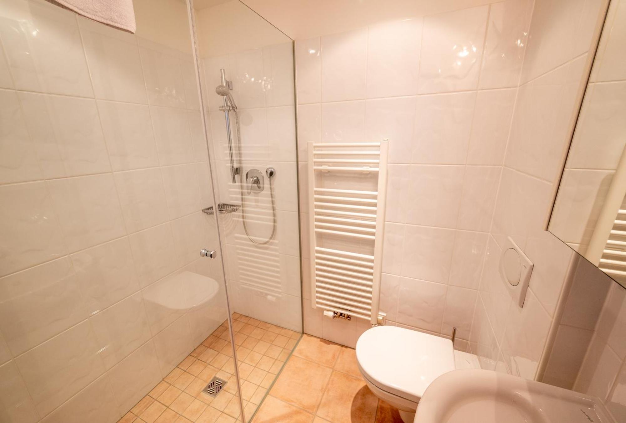 Finest Lakeside Villa Zell Am See By All In One Apartments Erlberg Eksteriør bilde